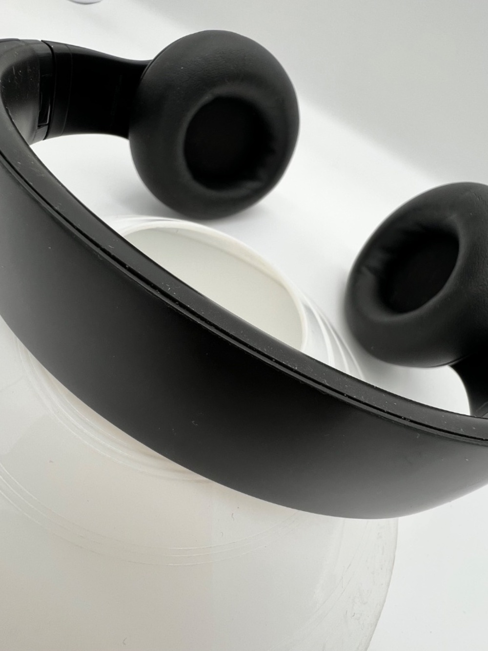 Beats by Dre Studio Pro - Picture 4 of 11